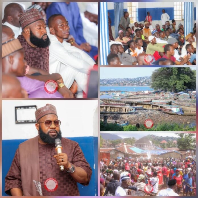 Jagaban Attends Jumm'ah Prayer at Ahmadiyya Mosque at Funkia